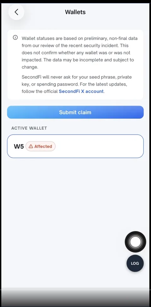 「Wallets」画面。赤い「Affected」ピルと青い「Submit claim」ボタン